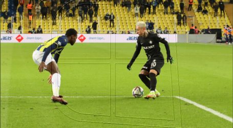 Turquía: Pinares y Rodríguez fueron titulares en nueva derrota de Altay Spor