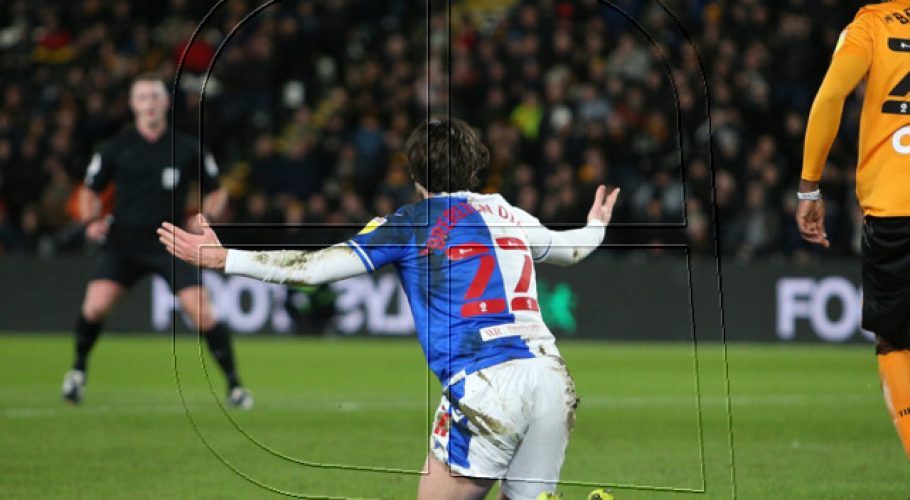 Championship: Brereton participó en derrota de Blackburn Rovers ante Hull City