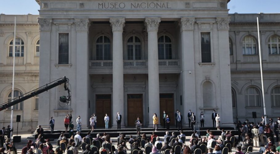 Boric plantea los desafíos de su futuro gobierno tras nombrar a su gabinete
