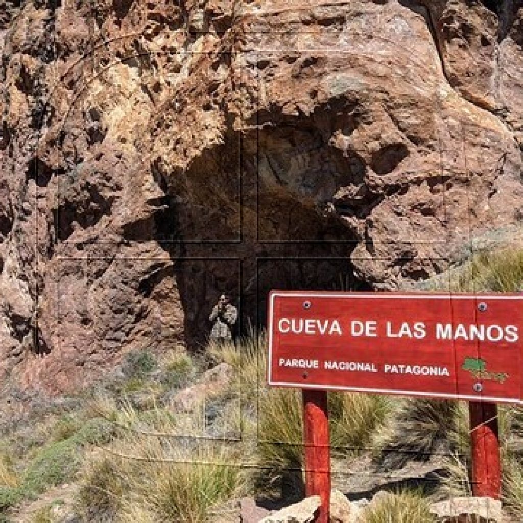 Fiscalía y PDI inician investigación por rayados en Cueva de las Manos