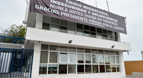 Contraloría solicita informe por lienzo en edificio del Gore de Tarapacá