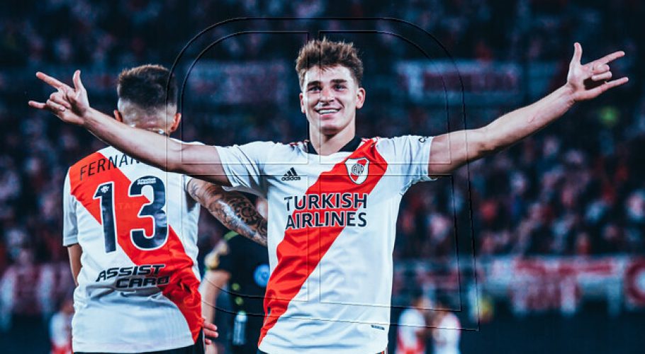 Manchester City ficha al delantero argentino Julián Álvarez