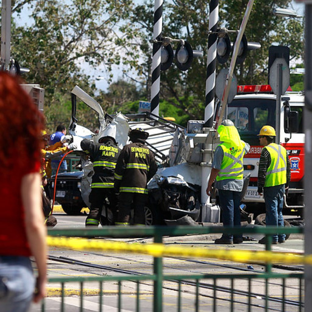 Hombre murió atropellado por un tren de carga en Maipú