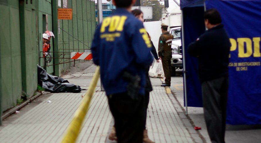 PDI investiga homicidio ocurrido esta madrugada en la comuna de Renca