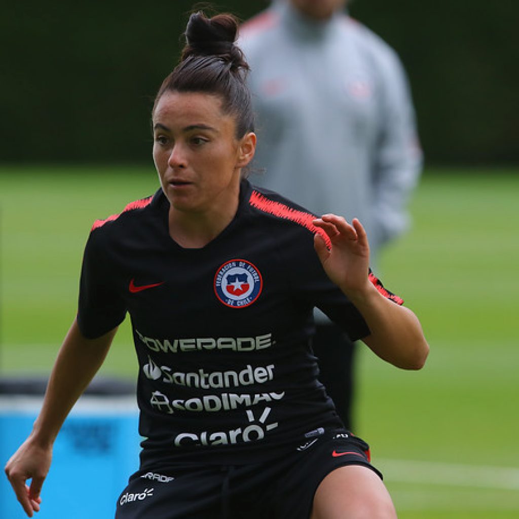 María José Rojas valoró el volver a jugar en Chile por la 'Roja'