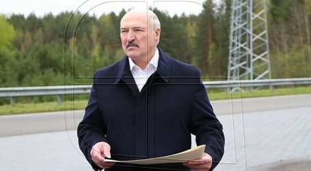 Lukashenko avisa a Ucrania que cortará energía si entra en guerra con Rusia