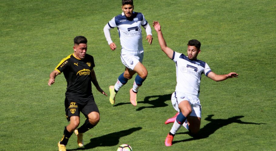 Primera B: Deportes Recoleta se estrenó en la categoría con empate ante el Vial