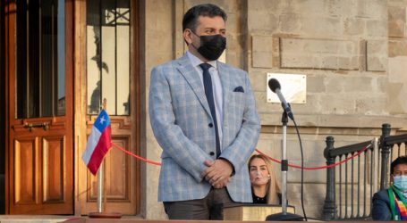 Alcalde de Arica busca exponer la situación de su ciudad al ministro Delgado