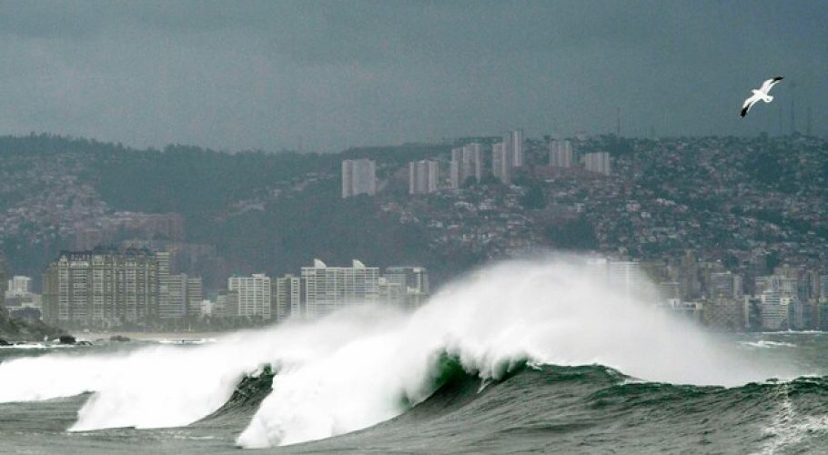 Armada emitió alerta de marejadas entre el Golfo de Penas y Arica