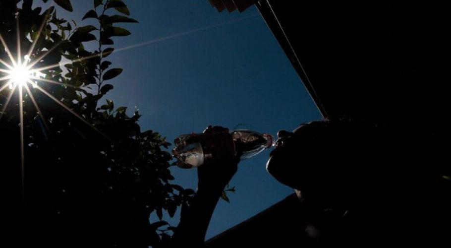 Meteorología emiitó aviso por altas temperaturas en 7 regiones del país