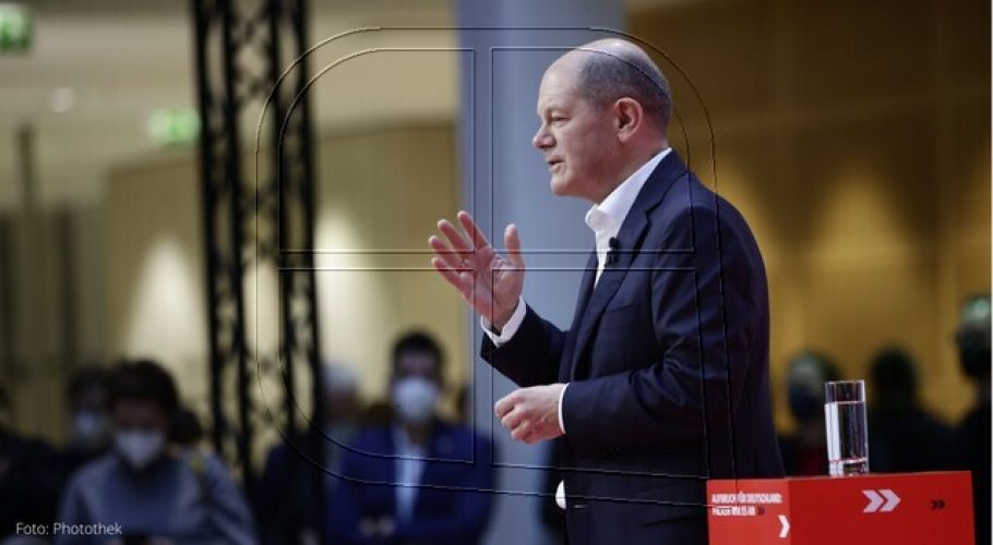 Scholz asegura que actualmente no hay "planes" para admitir a Ucrania en la OTAN