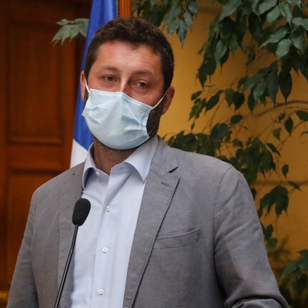 Coloma pide promulgar lo antes posible nueva ley sobre licencias de conducir