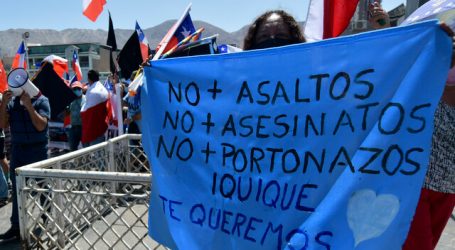 Instalan barricadas en ruta que une Iquique y Alto Hospicio