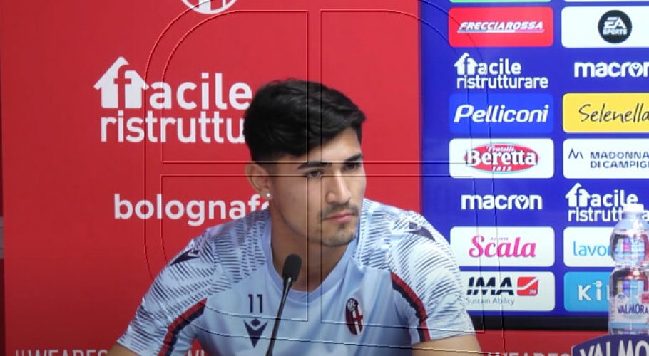 Luis Rojas presentado en el Bologna: "Mi principal referente es Arturo Vidal"