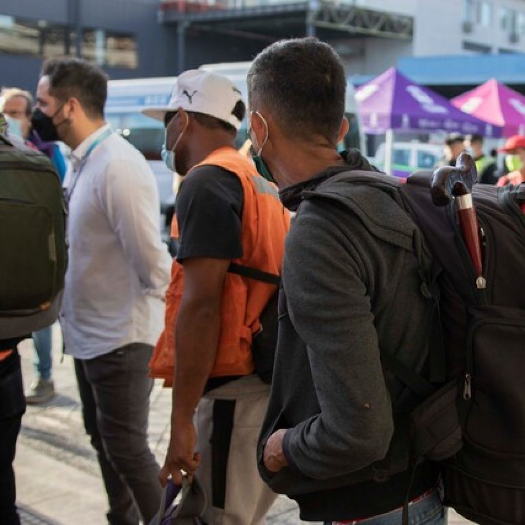 Cadem: 79% desaprueba la gestión del gobierno en materia migratoria