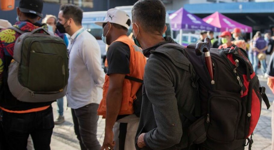 Cadem: 79% desaprueba la gestión del gobierno en materia migratoria