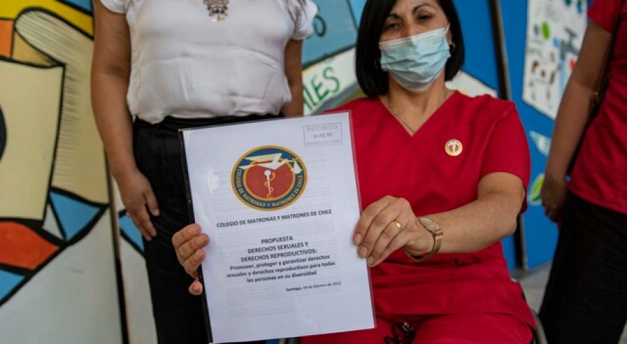 Defienden incorporación de derechos sexuales y reproductivos en la Constitución