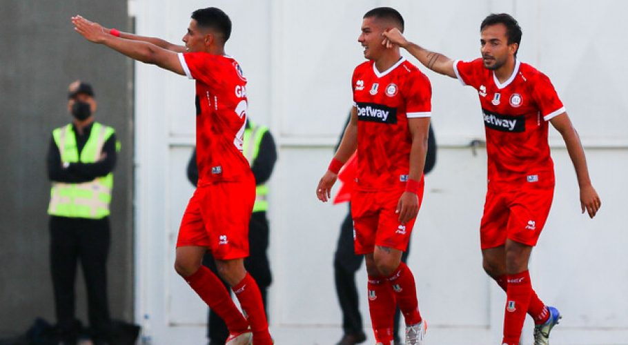 U. La Calera sigue sin ganar en el Campeonato al empatar en casa con Everton