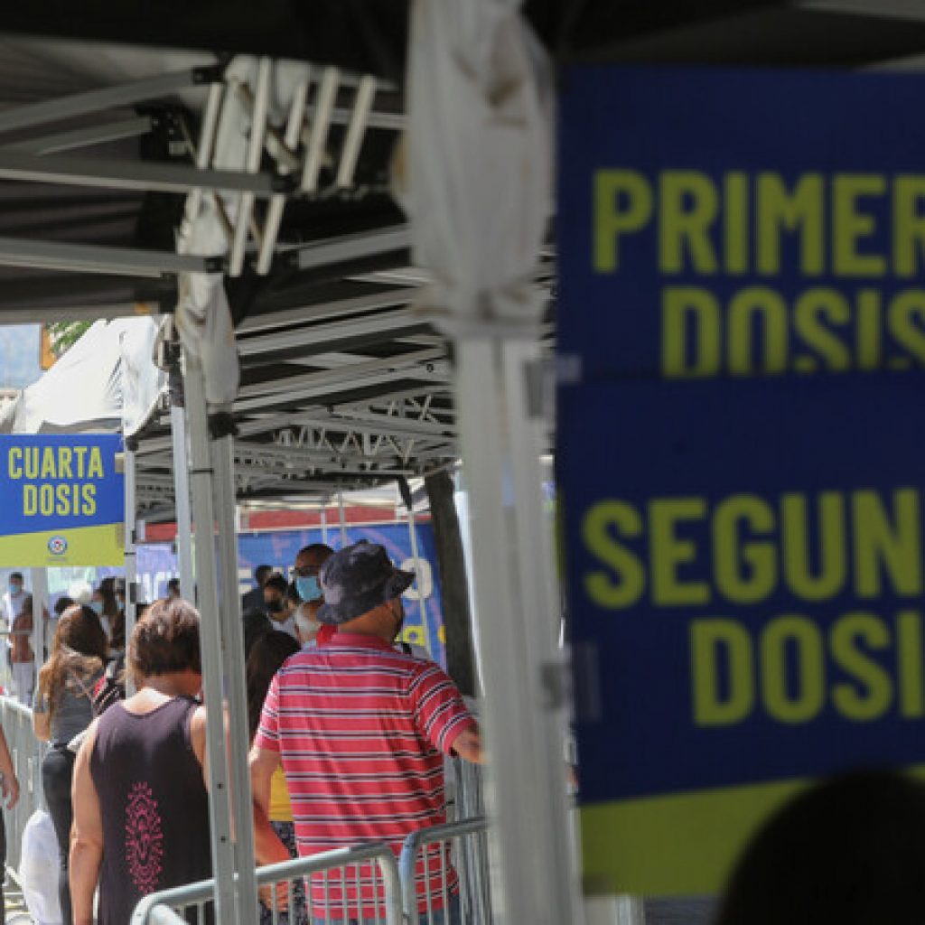 COVID-19: Se ha administrado casi 47 millones de vacunas en Chile