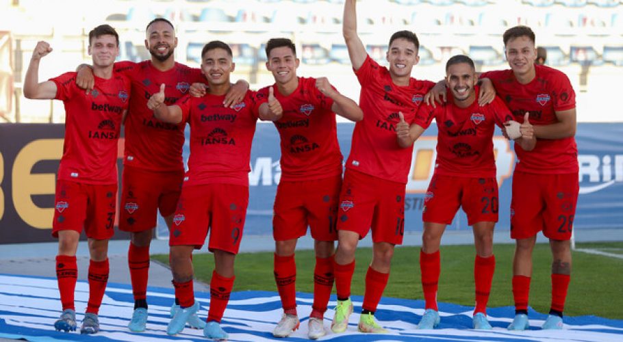Ñublense busca trasladar la localía para duelos con Unión La Calera y la 'U'