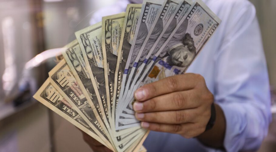 El precio del dólar cerró la sesión acercándose a los $790