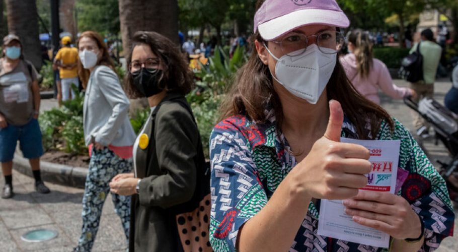 Santiago y AHF Chile renuevan compromiso “por un 2030 sin sida”