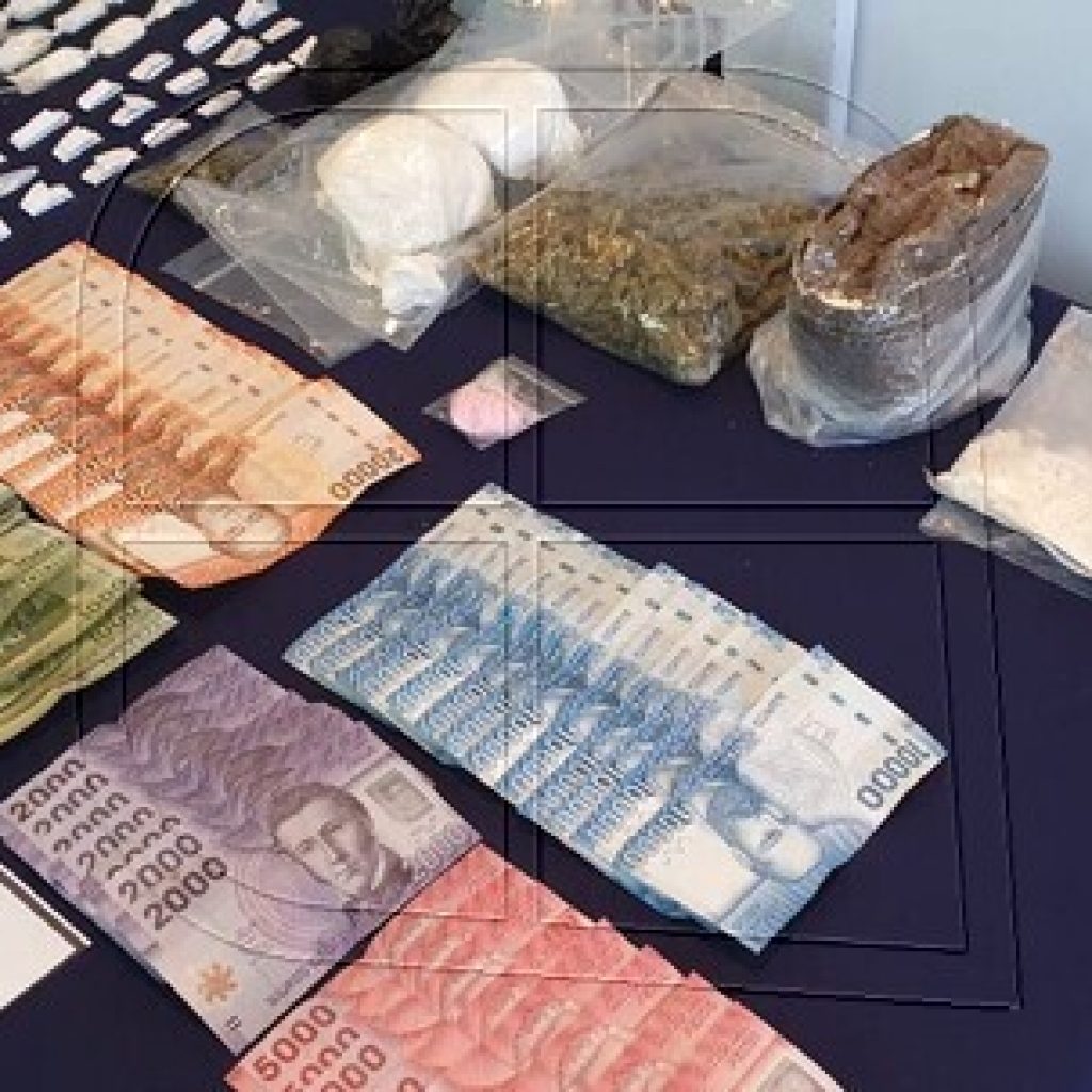 Arica: PDI incautó drogas y armas a detenidos en el Cerro Chuño