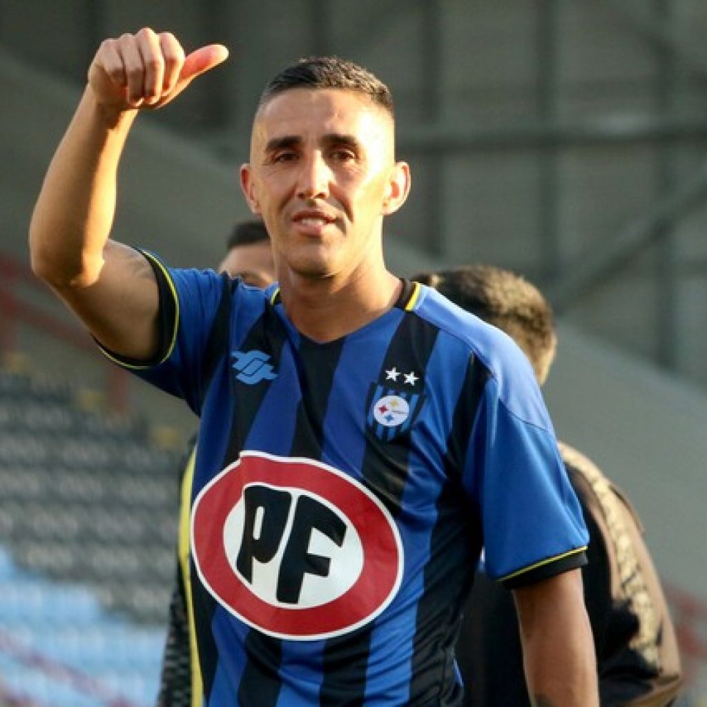 Osvaldo González sufrió accidente de tránsito camino a Tomé