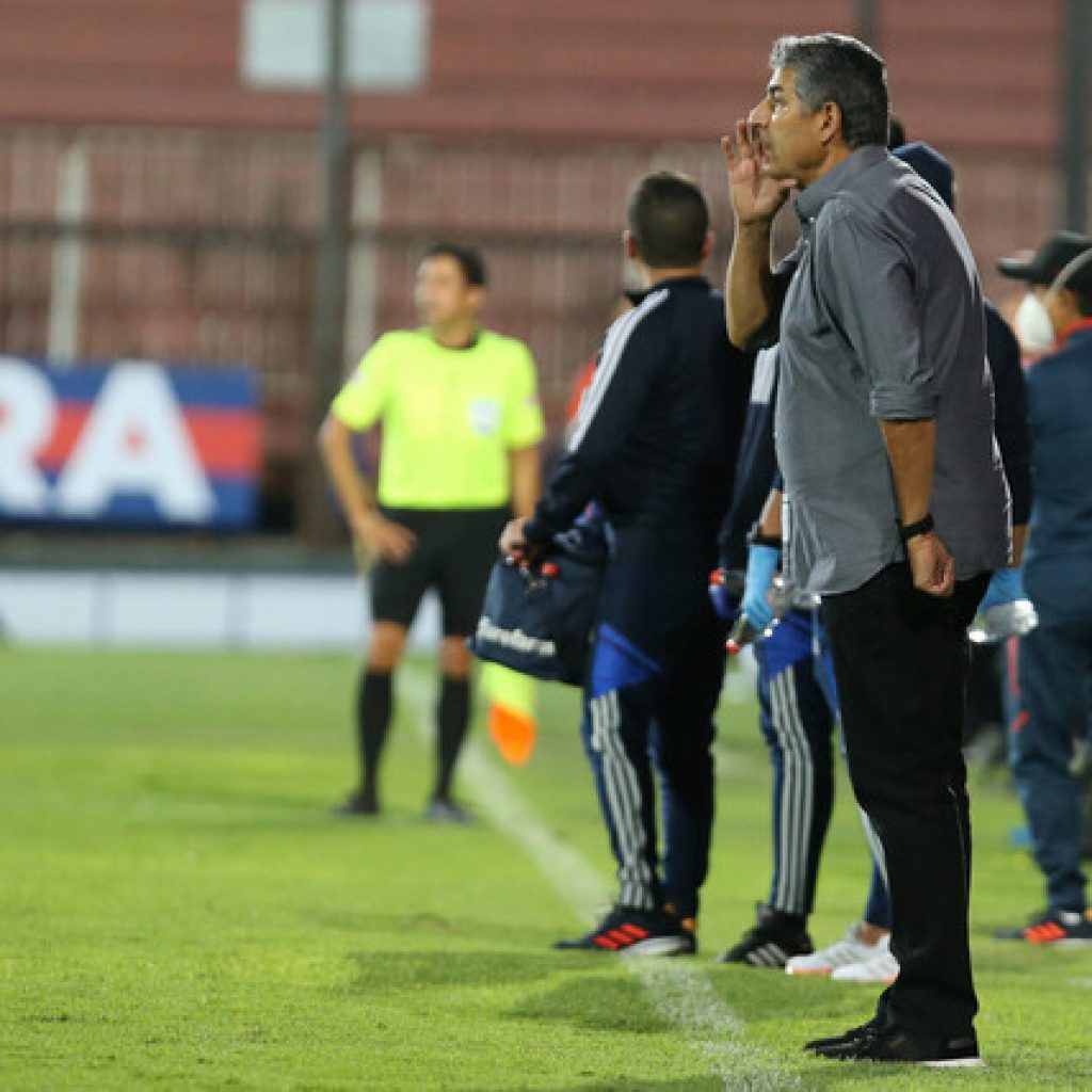 Escobar sobre Gallegos: "Creo que podría ser un volante mixto, con salida”