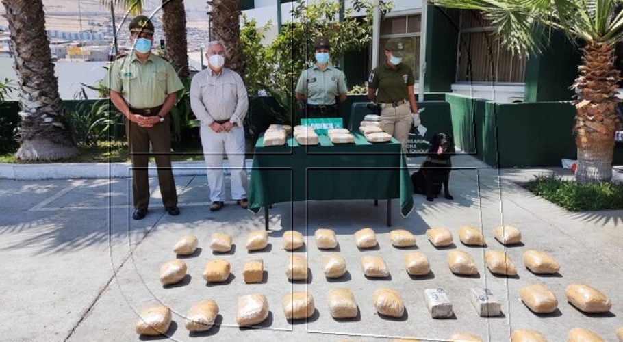 Carabineros saca de circulación más de 55 kilos de drogas en el norte del país