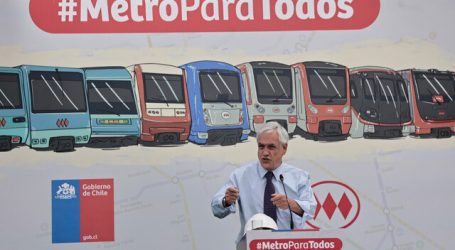 Piñera da inicio a obras de nueva Línea 7, que unirá siete comunas de la capital