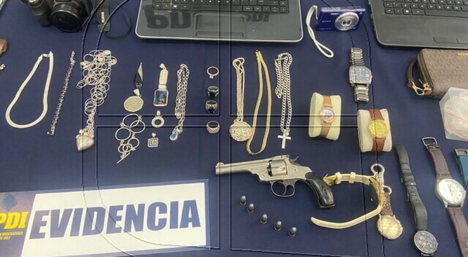 Arica: PDI detiene a banda criminal liderada por asesora del hogar