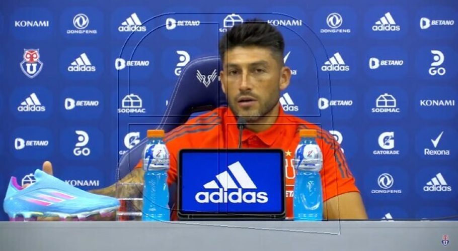 Álvaro Brun fue presentado como nuevo jugador de Universidad de Chile