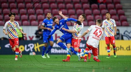 Alemania: Charles Aránguiz vio acción en derrota del Bayer Leverkusen