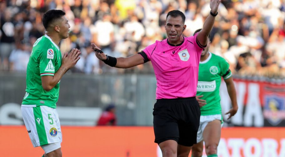 Colo Colo arriesga un duro castigo por comportamiento de sus hinchas