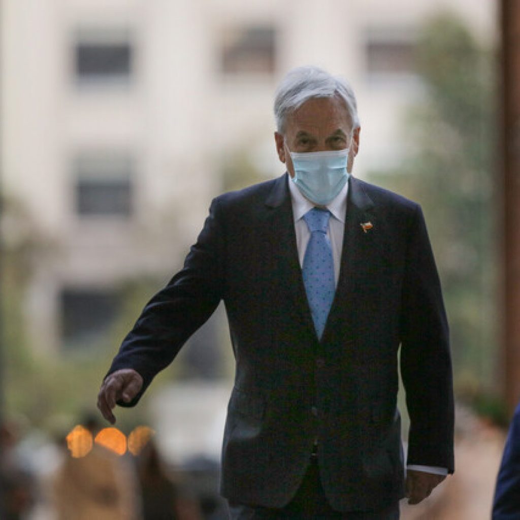 Piñera informó que sexto chileno y su familia lograron salir de Ucrania