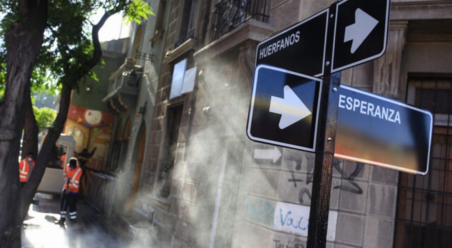 Municipio anuncia corte de tránsito permanente frente a casa de Boric