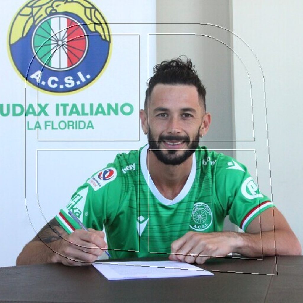Audax Italiano confirmó la llegada del delantero Marcelo Larrondo