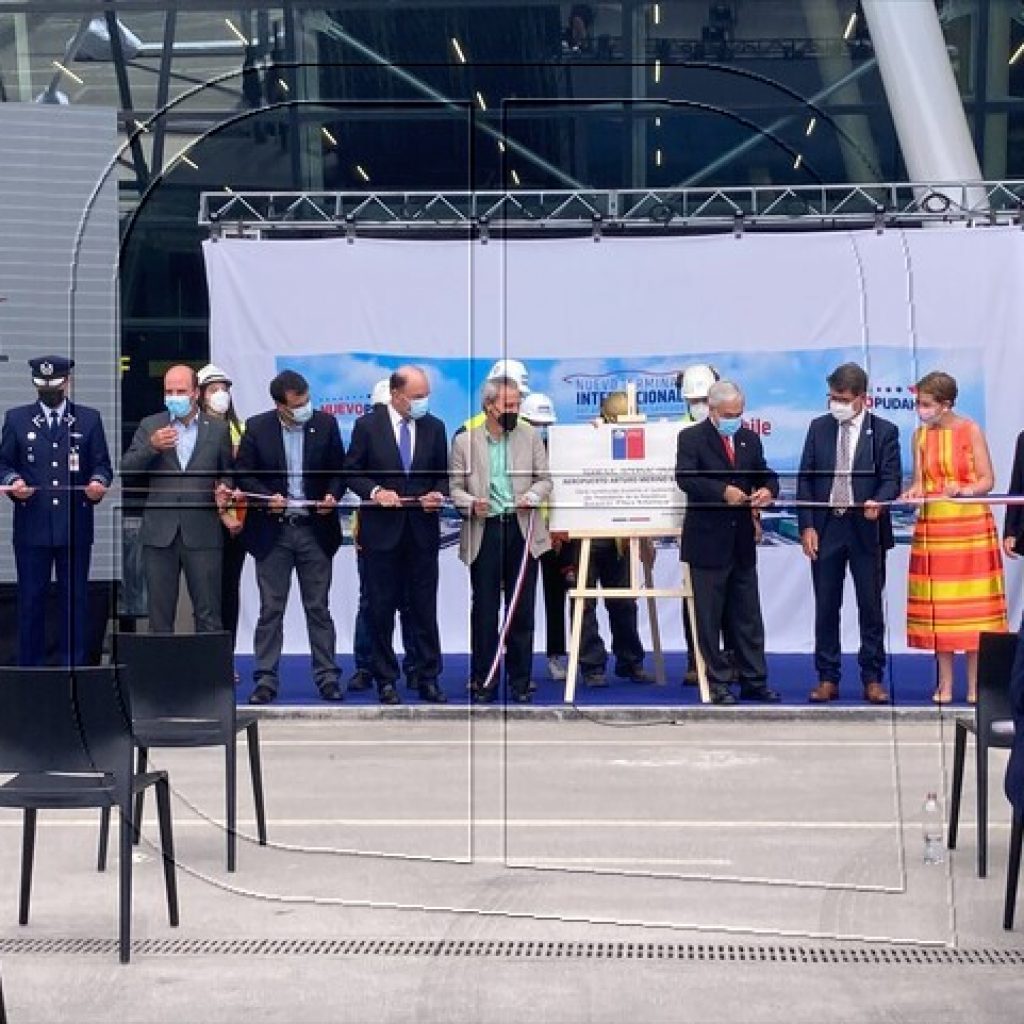 Inauguran nuevo terminal internacional del Aeropuerto de Santiago