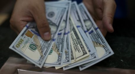 EEUU prohíbe transacciones en dólares con el Banco Central de Rusia