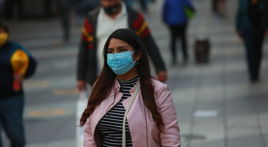 CNTV: Solo el 21% de las mujeres se ve representada en temas políticos en TV