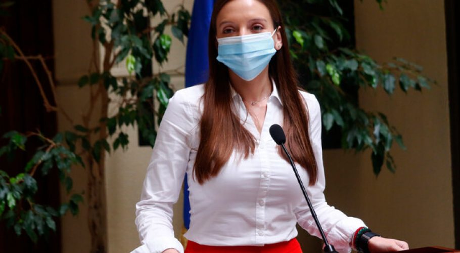 Diputada Flores pide al Gobierno suspensión de “horas punta” en la electricidad