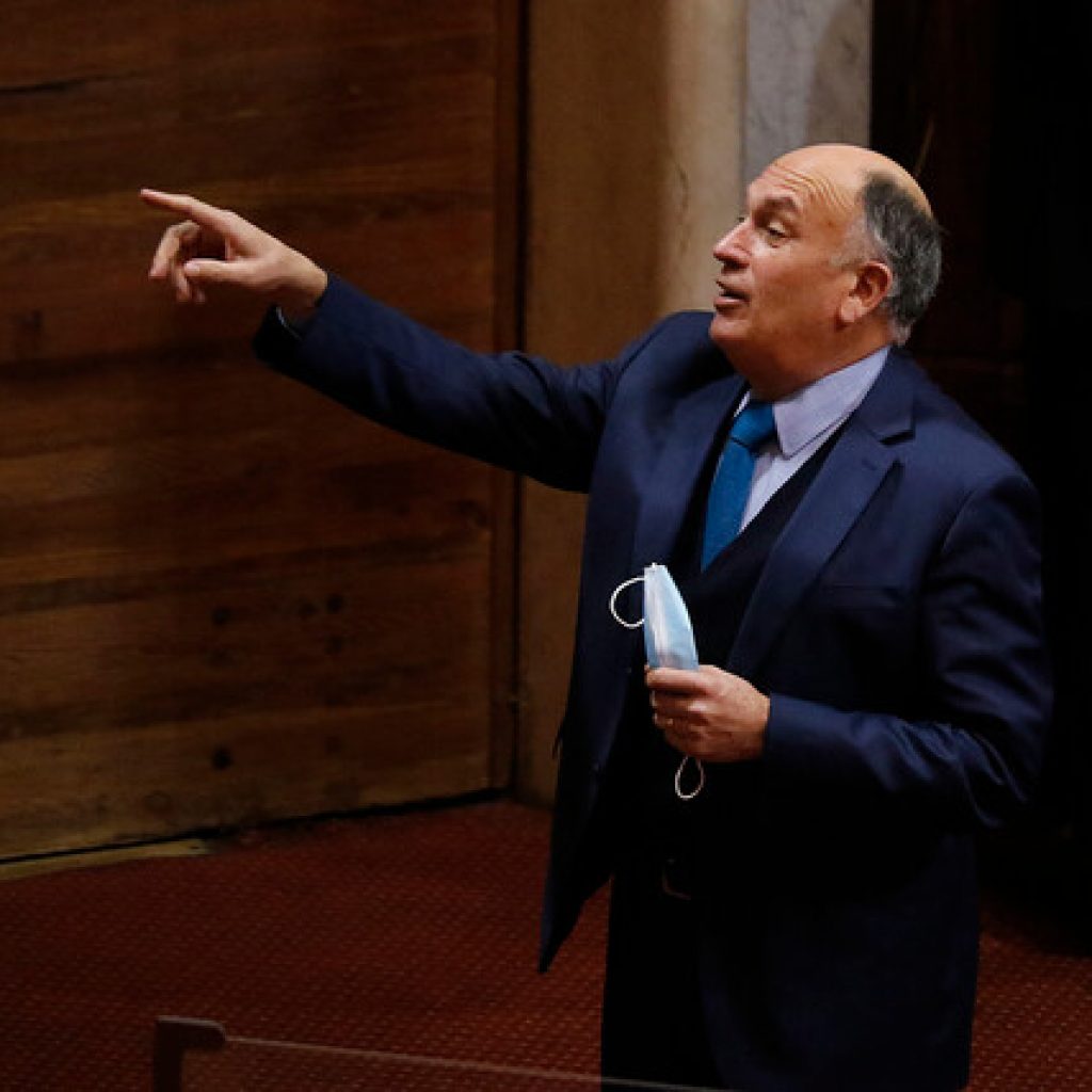 Diputados UDI exigen a Boric ofrecer "excusas" a comunidad argentina