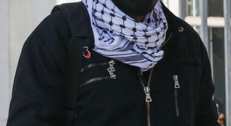 Rojas Vade presenta formalmente su renuncia a la Convención Constitucional