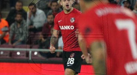 Turquía: Ángelo Sagal jugó los 90′ en empate de Gaziantep ante Hatayspor