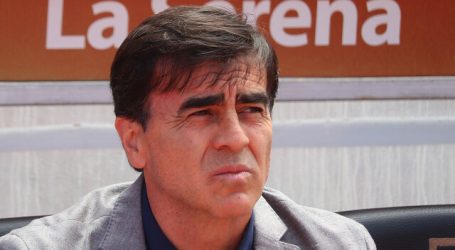 Gustavo Quinteros y superclásico: “Espero jugar mejor, dar un buen espectáculo”