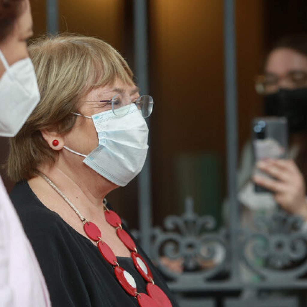 Bachelet denuncia destrucción de un pueblo ucraniano por ataques rusos