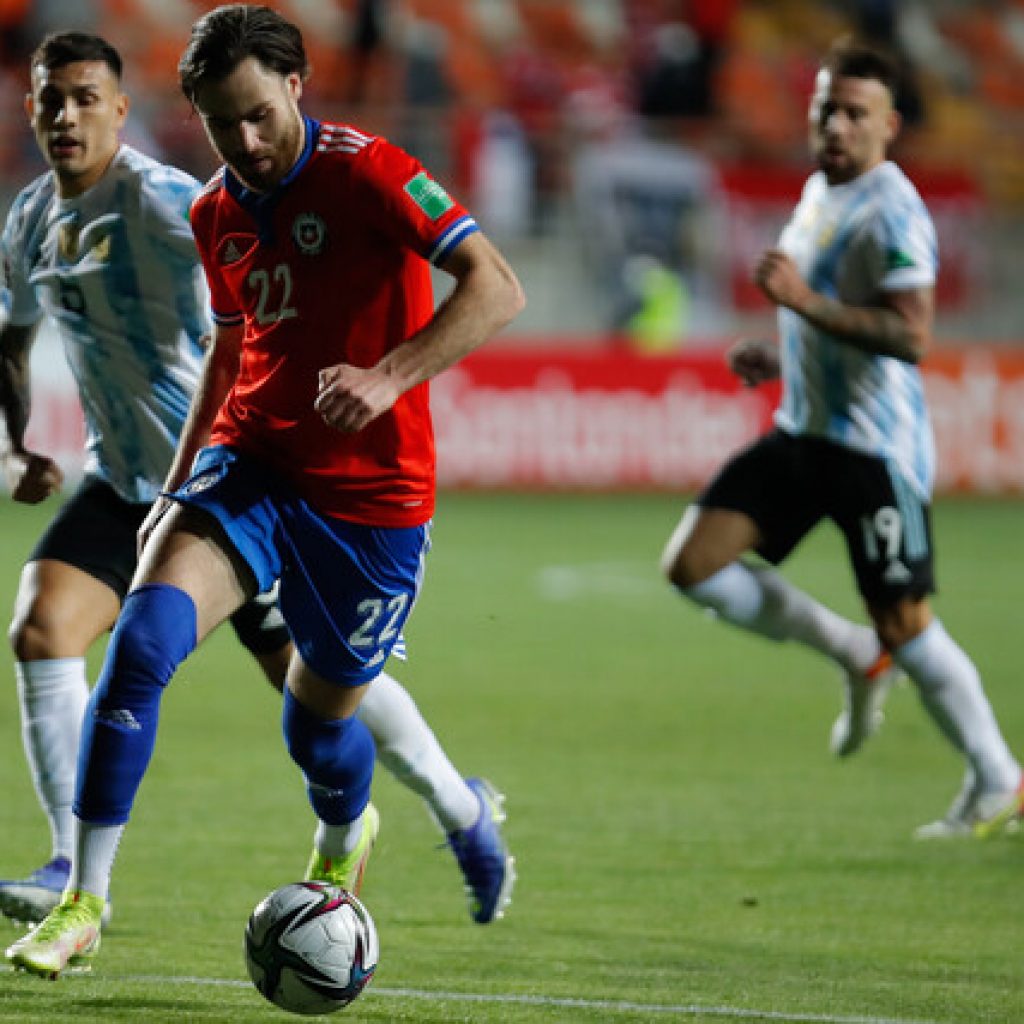 Mowbray reiteró su preocupación por llamado de Ben Brereton a la “Roja”