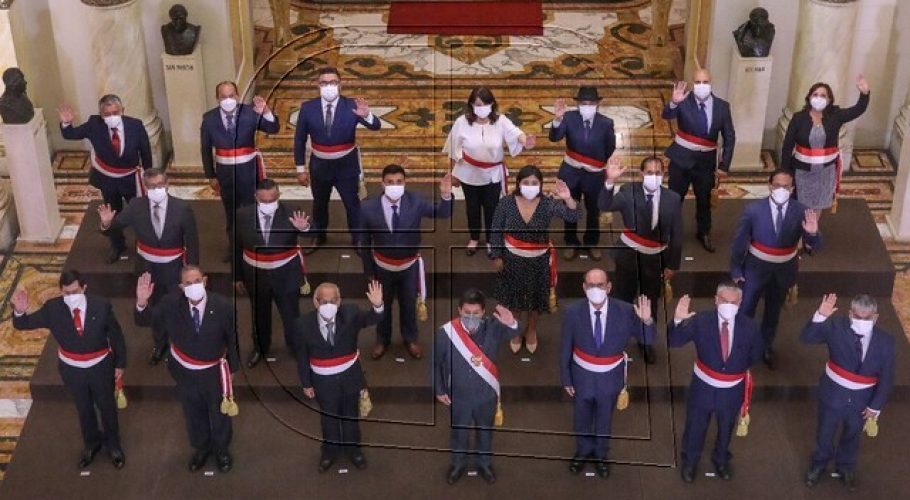 Congresistas de Perú respaldan al gabinete del primer ministro Aníbal Torres