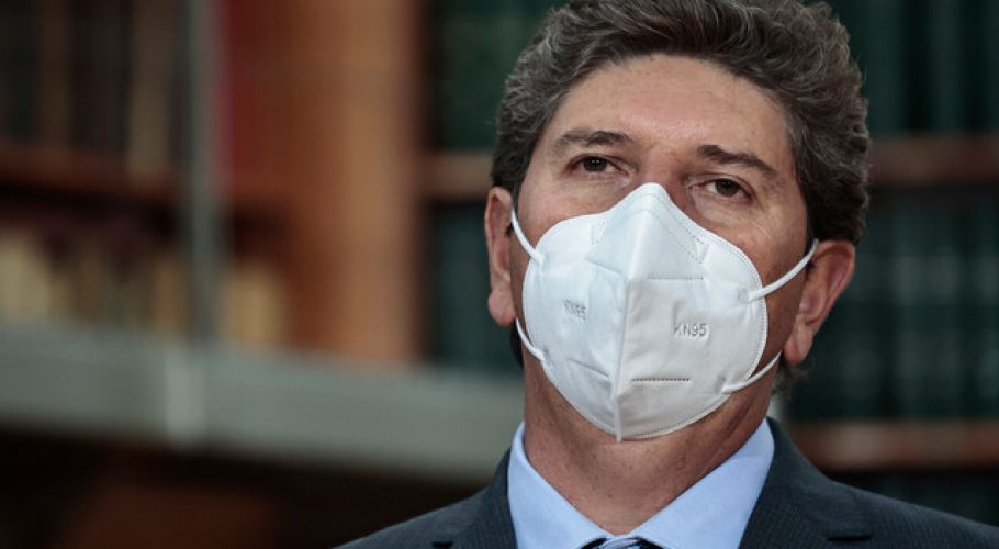 Gobierno anuncia modificaciones al Mepco para contener alza de gasolinas